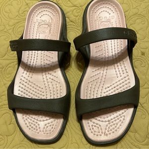 CROCS SANDALS SIZE: 10m